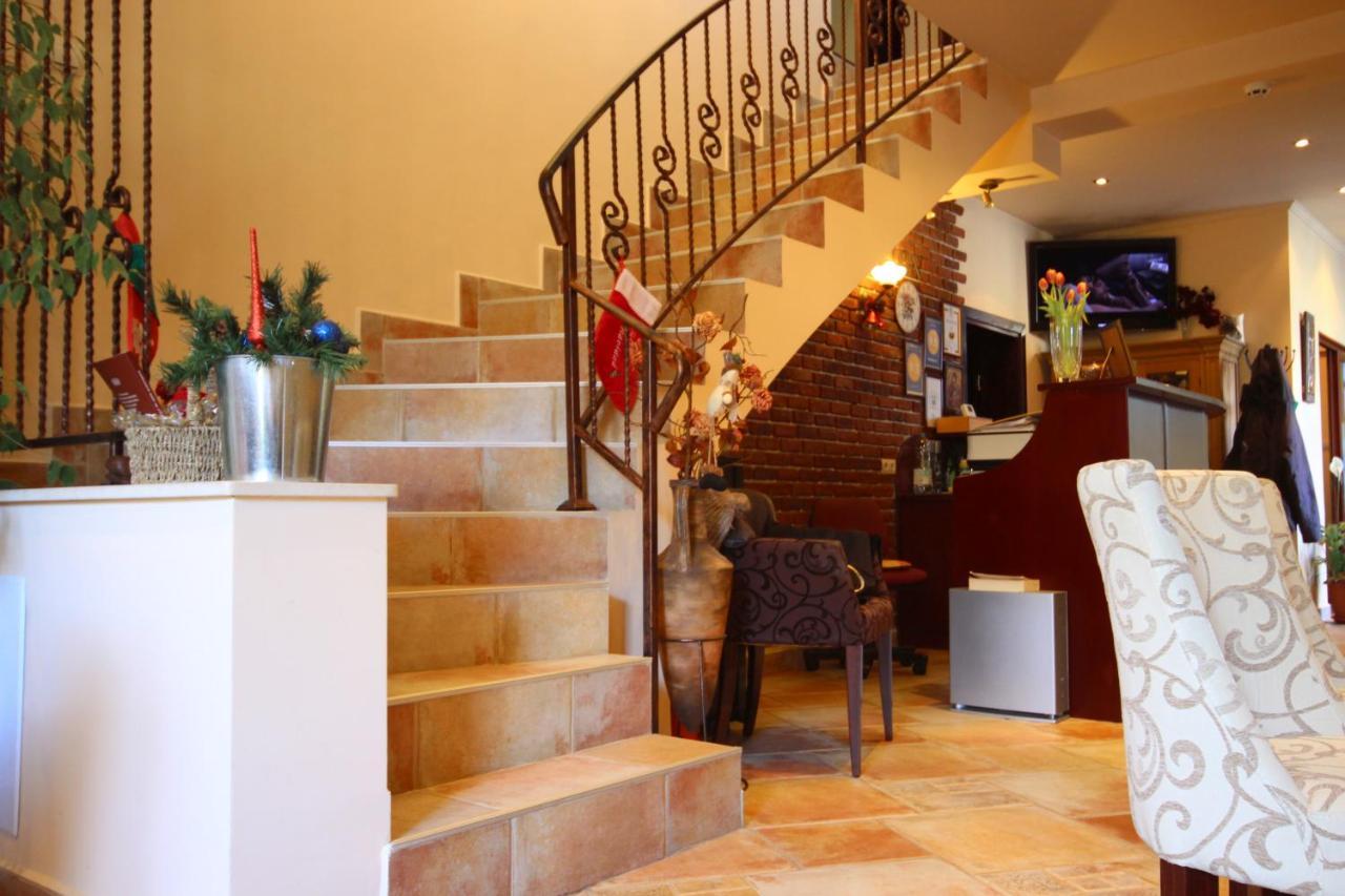 Bizev Hotel Banszko Kültér fotó